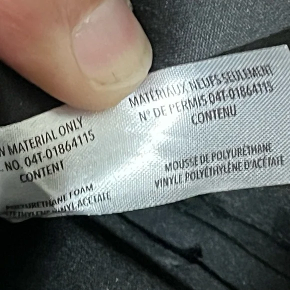 Kate Spade black and white Zip Sleeve for laptops or tablets - Picture 4 of 9